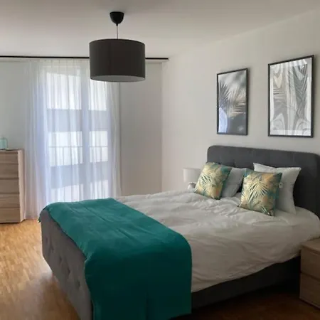 Bright 1-bed With Balcony, 5 Minutes From City Centre! Gdr7 Apartman Lausanne