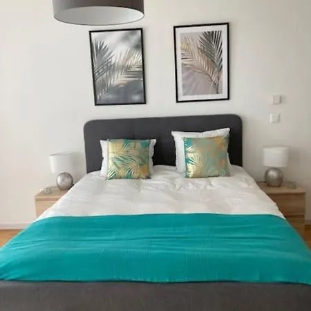 Bright 1-bed With Balcony, 5 Minutes From City Centre! Gdr7 Apartment